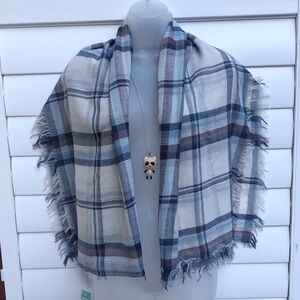 NWT Stitch Fix Elegant Black and Gray Scarf